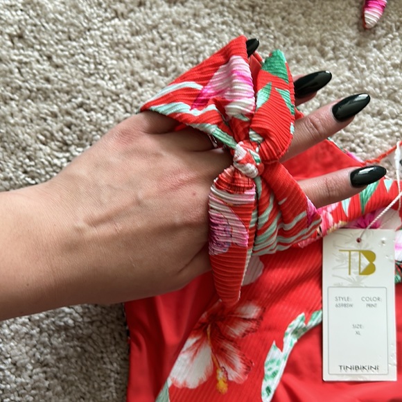 Tropical bikini 🏝️ - Picture 4 of 6